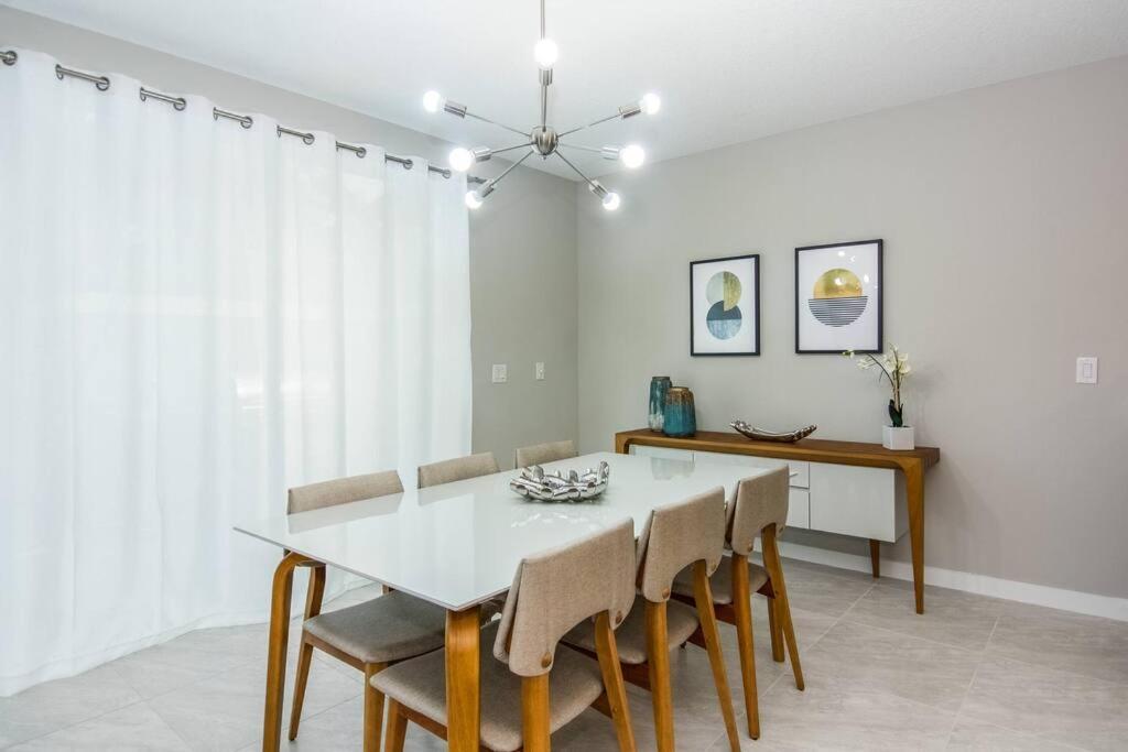Beautiful Four Bedrooms Townhouse With Splash Pool At Le Reve Resort Kissimmee Esterno foto